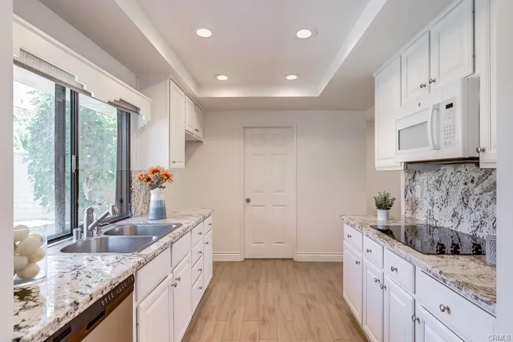 6 Duane, Irvine, California 92620