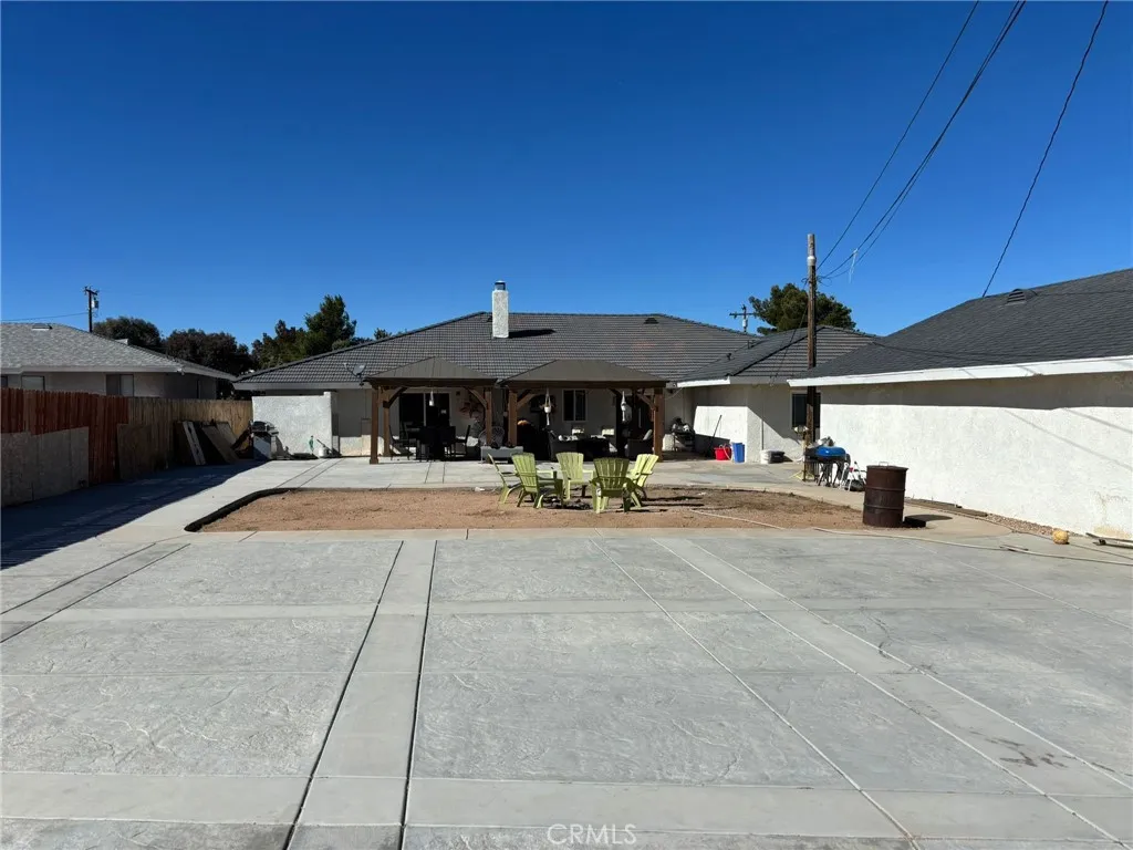 6995 Summit Valley Road, Hesperia, California 92345 home-pic-4