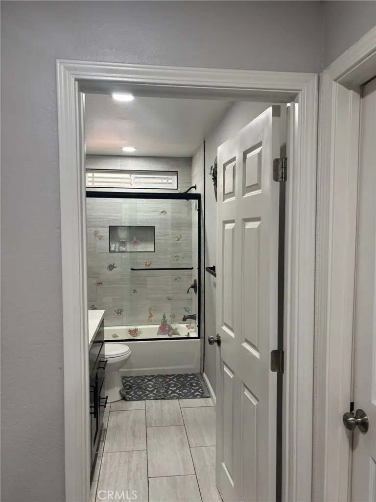 6995 Summit Valley Road, Hesperia, California 92345 home-pic-15