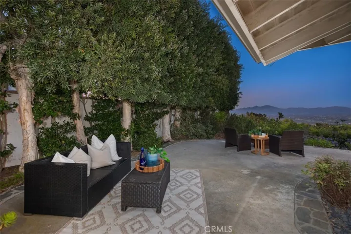 3180 Mountain View Drive, Laguna Beach, California 92651
