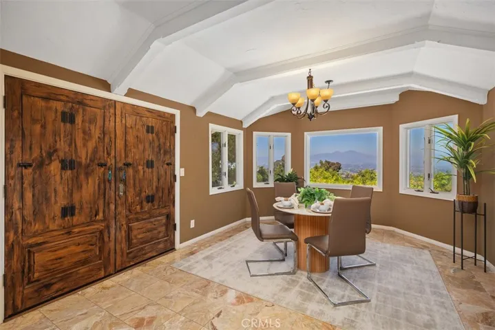 3180 Mountain View Drive, Laguna Beach, California 92651