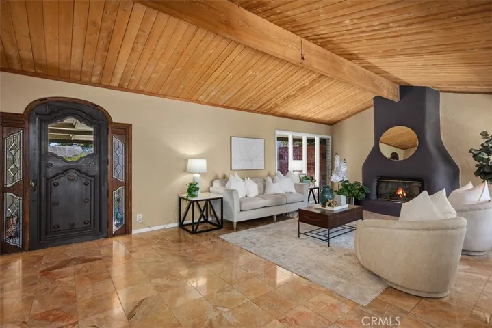 3180 Mountain View Drive, Laguna Beach, California 92651