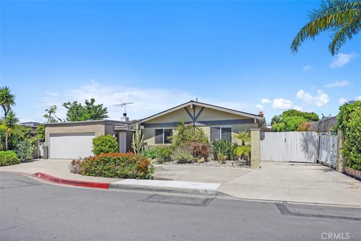 3180 Mountain View Drive, Laguna Beach, California 92651