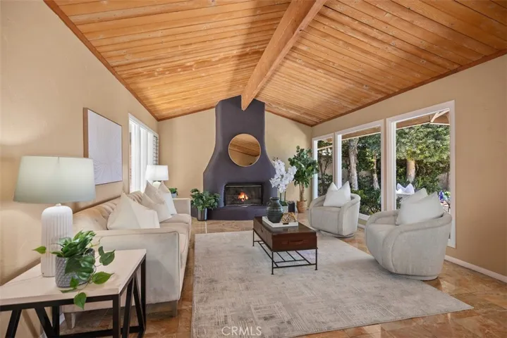 3180 Mountain View Drive, Laguna Beach, California 92651