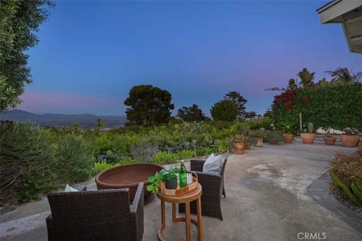 3180 Mountain View Drive, Laguna Beach, California 92651