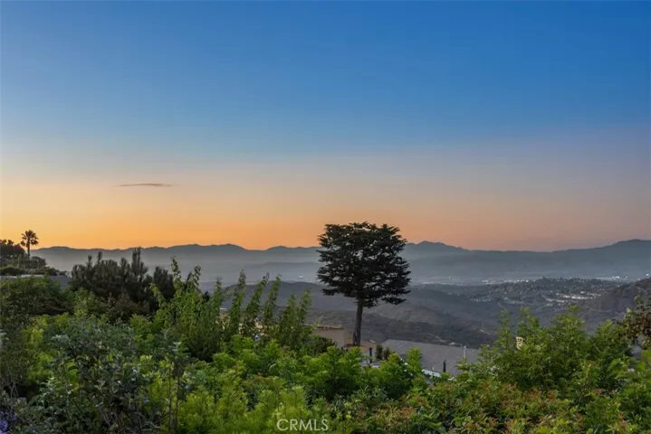 3180 Mountain View Drive, Laguna Beach, California 92651