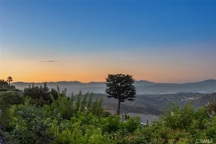 3180 Mountain View Drive, Laguna Beach, California 92651