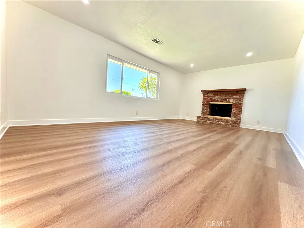 681 Birch Avenue, Upland, California 91786 home-pic-2