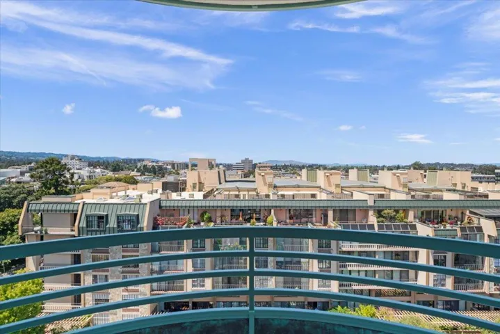 601 Laurel Avenue 907, San Mateo, California 94401