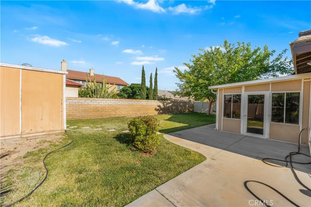 37032 Sabal Avenue, Palmdale, California 93552 home-pic-6