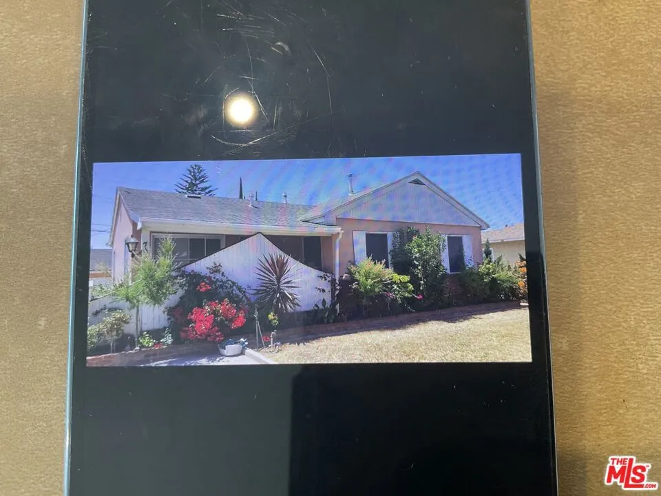 708 W 137th Place, Gardena, California 90247, 3 Bedrooms Bedrooms, ,1 BathroomBathrooms,Residential,For Sale,137th,25569687