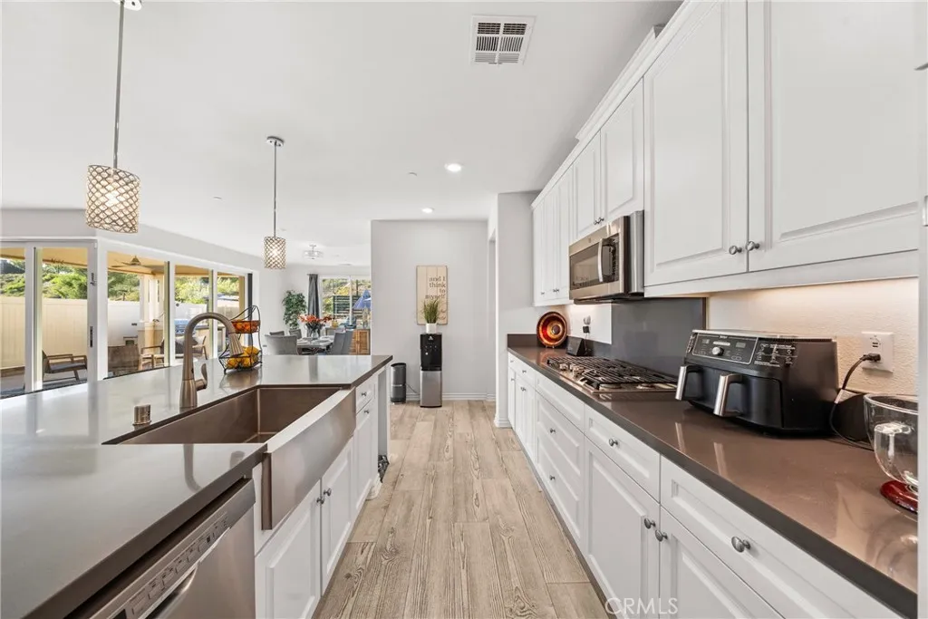 30478 Mulberry Court, Temecula, California 92591 home-pic-16