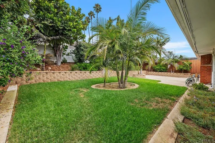 3002 Chauncey, San Diego, California 92123