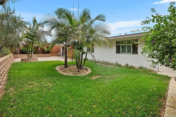 3002 Chauncey, San Diego, California 92123