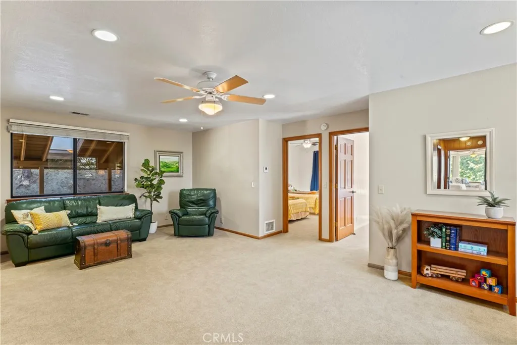 26419 Apache Trail, Rimforest, California 92378 home-pic-42