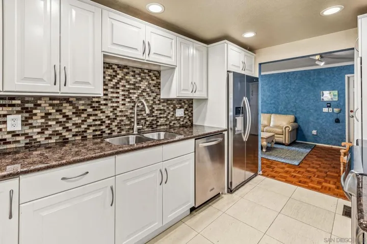 119 Spinnaker Ct, Del Mar, California 92014