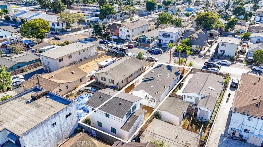 6616 Denver Avenue, Los Angeles, California 90044 home-pic-63