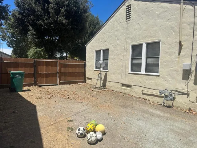 Ellis St, King City, California 93930