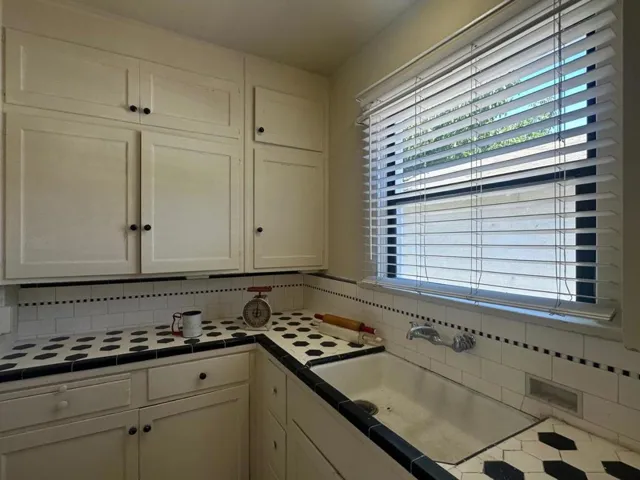 Ellis St, King City, California 93930