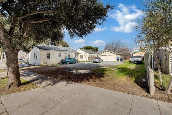 Ellis St, King City, California 93930