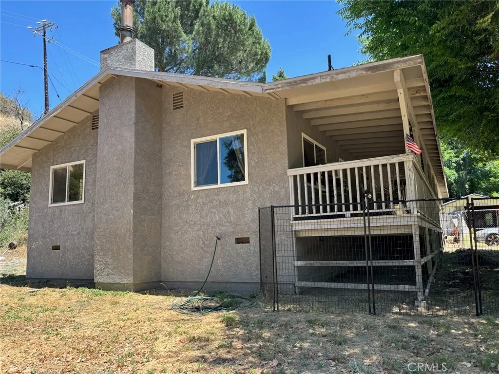 42930 Lake Hughes Road, Lake Hughes, California 93532 home-pic-32