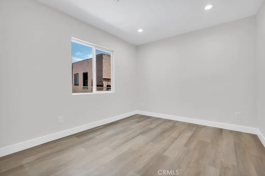 1234 W 89th Street, Los Angeles, California 90044 home-pic-55