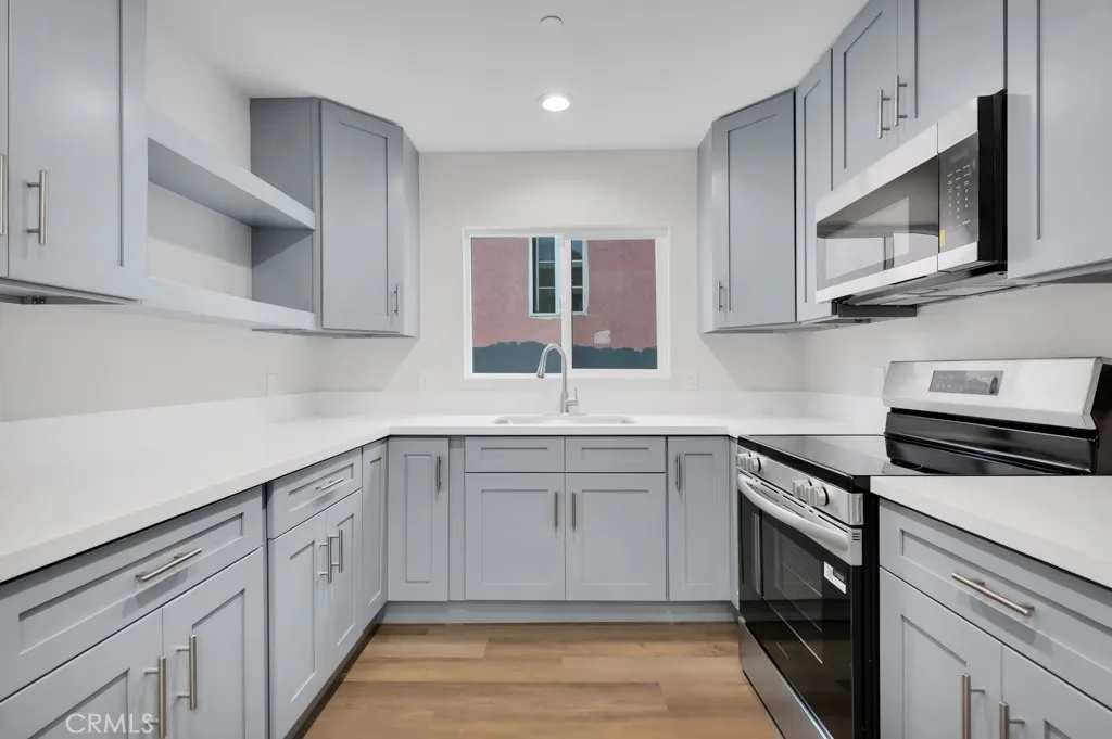 1234 W 89th Street, Los Angeles, California 90044 home-pic-68
