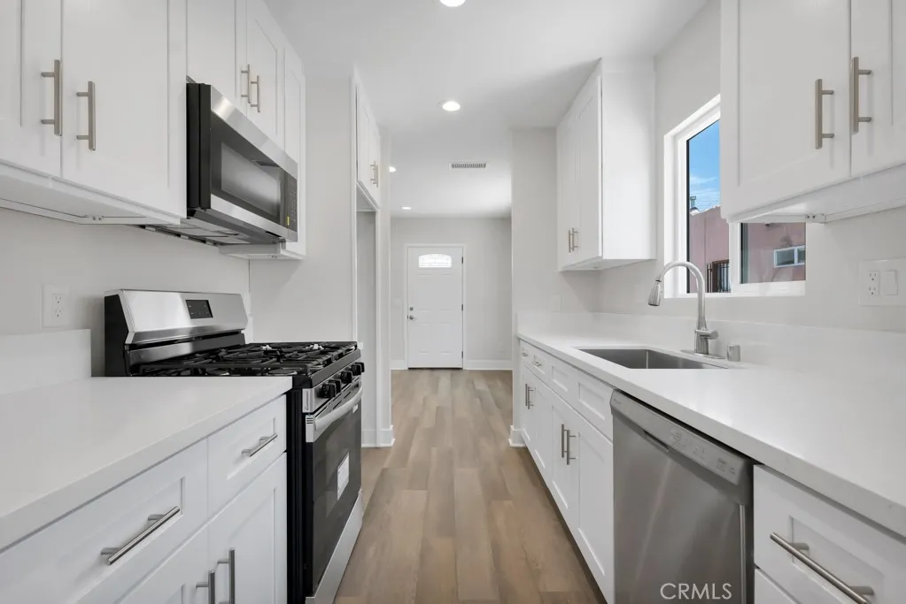 1234 W 89th Street, Los Angeles, California 90044 home-pic-33