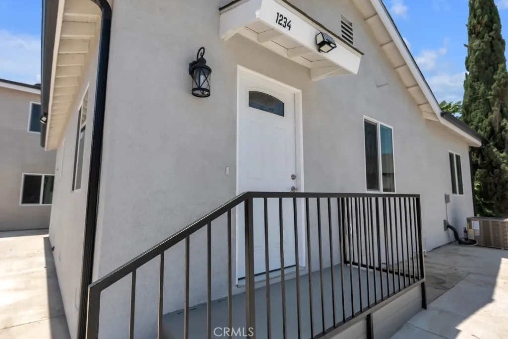 1234 W 89th Street, Los Angeles, California 90044 home-pic-26