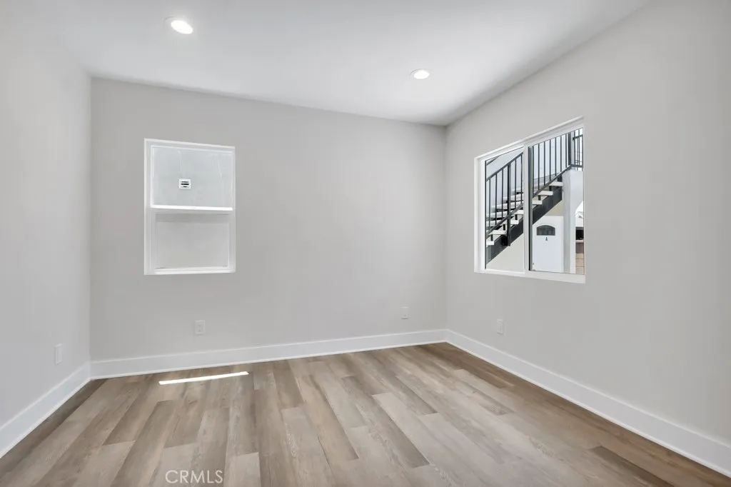1234 W 89th Street, Los Angeles, California 90044 home-pic-35