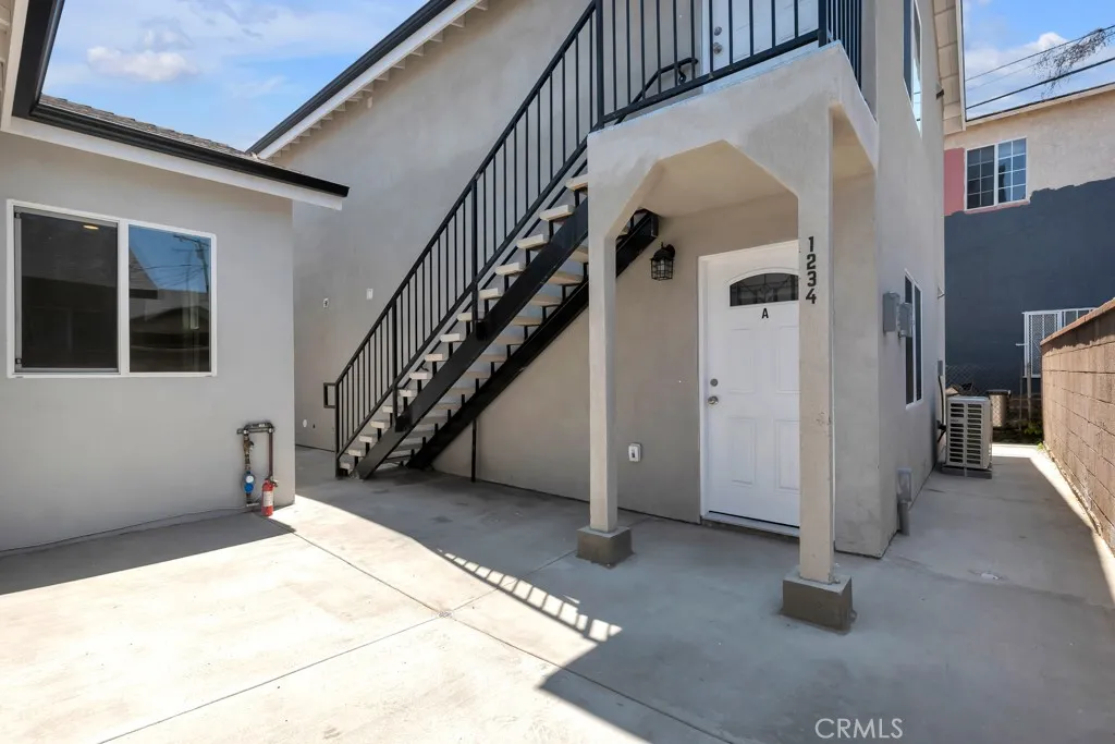 1234 W 89th Street, Los Angeles, California 90044 home-pic-42