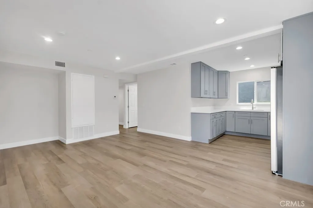 1234 W 89th Street, Los Angeles, California 90044 home-pic-44