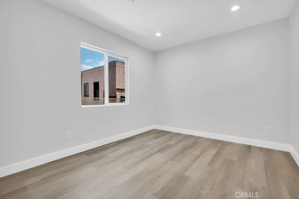 1234 W 89th Street, Los Angeles, California 90044 home-pic-54
