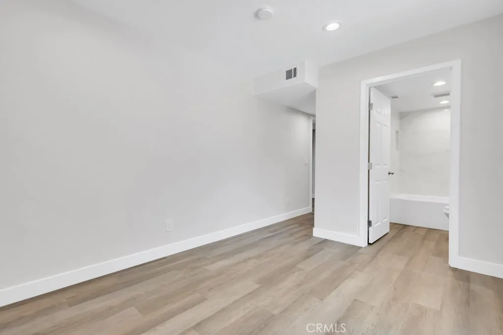 1234 W 89th Street, Los Angeles, California 90044 home-pic-56