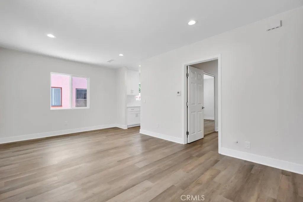 1234 W 89th Street, Los Angeles, California 90044 home-pic-28