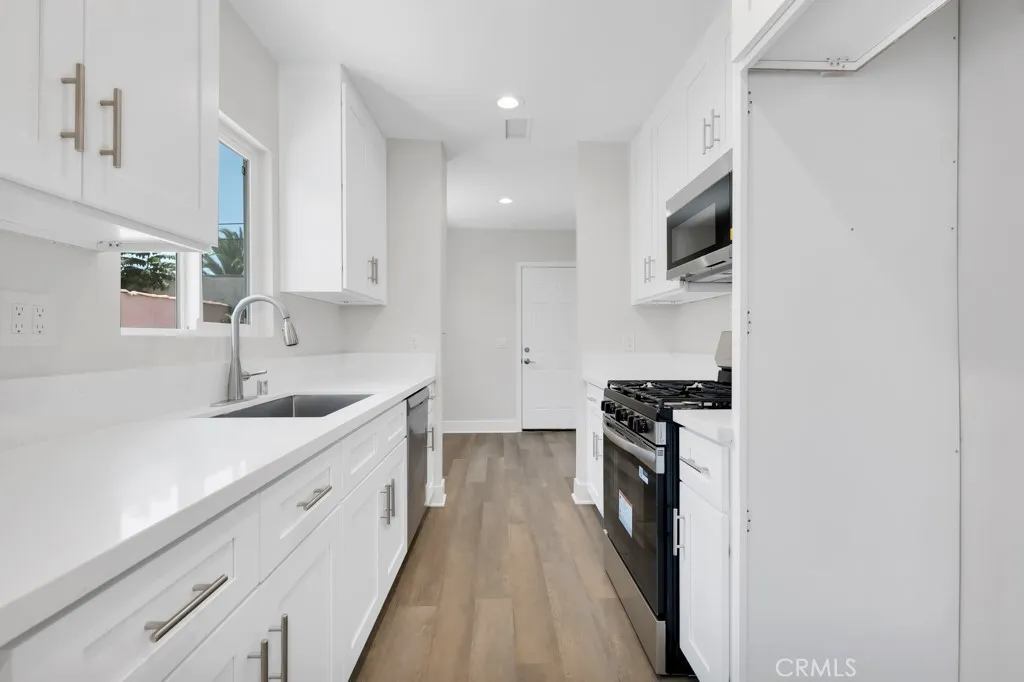 1234 W 89th Street, Los Angeles, California 90044 home-pic-30
