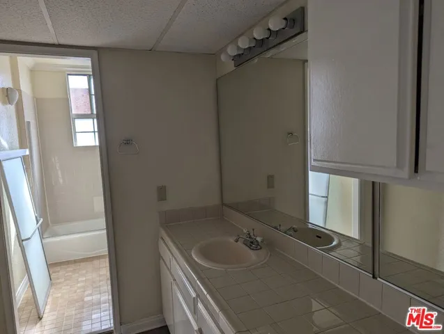 5640 Franklin Avenue 406, Los Angeles, California 90028