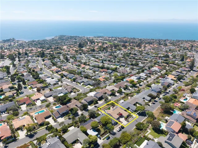 28717 Trailriders Drive, Rancho Palos Verdes, California 90275