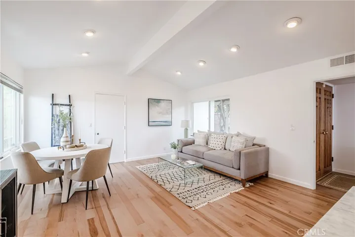 28717 Trailriders Drive, Rancho Palos Verdes, California 90275