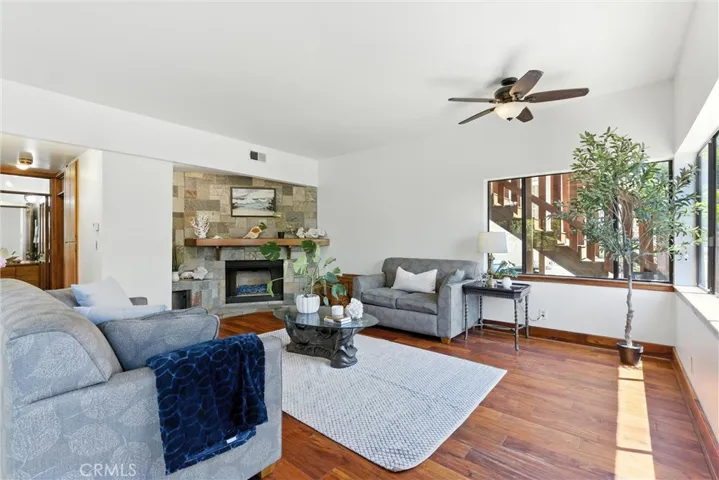 10717 Whitburn Street, Culver City, California 90230