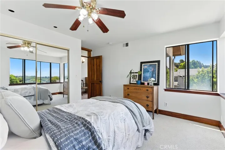 10717 Whitburn Street, Culver City, California 90230