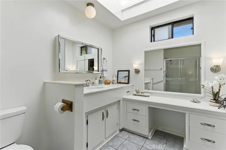 10717 Whitburn Street, Culver City, California 90230