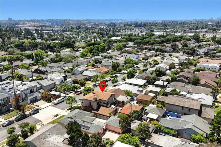 10717 Whitburn Street, Culver City, California 90230