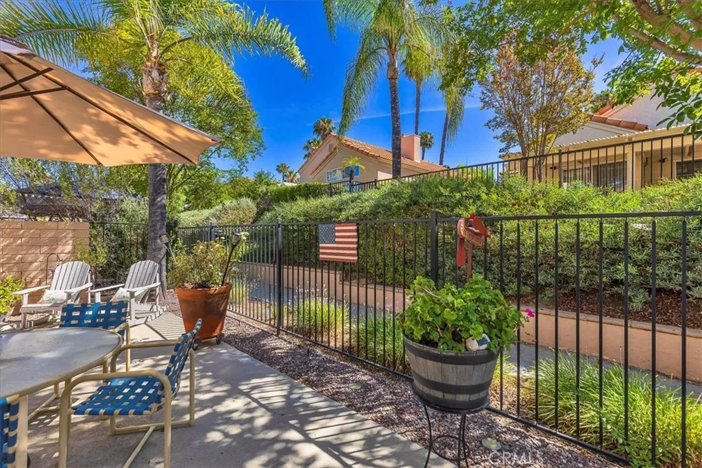 40532 Corte Lucia, Murrieta, California 92562 home-pic-23