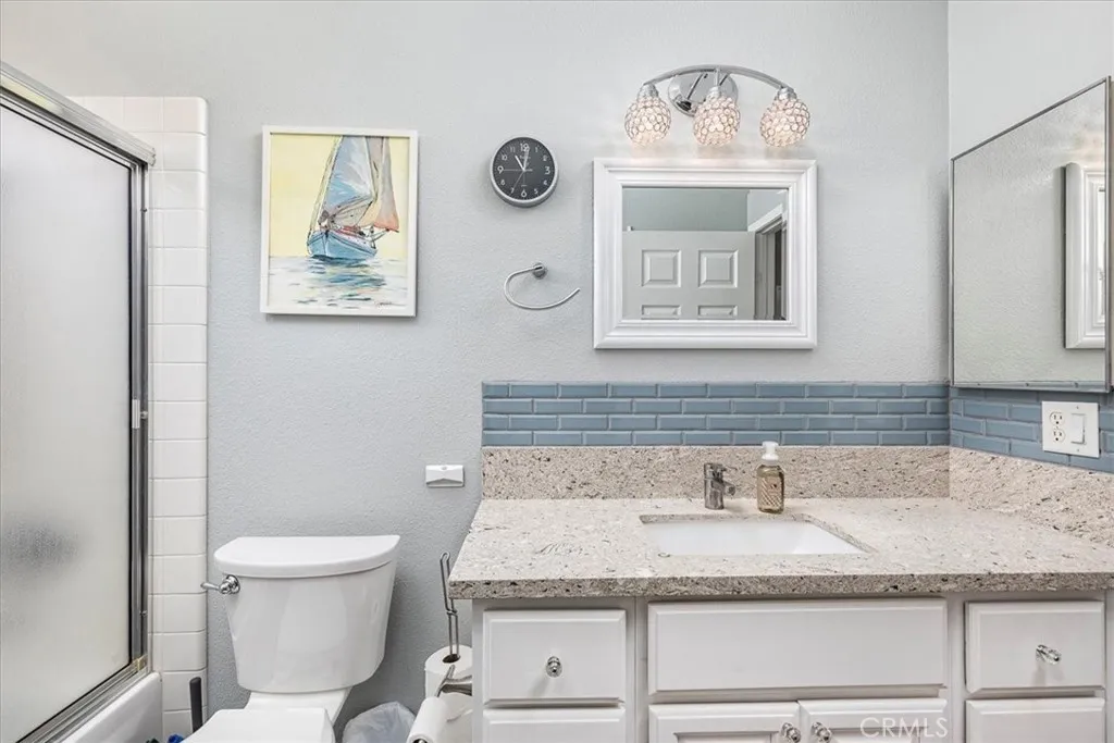 40532 Corte Lucia, Murrieta, California 92562 home-pic-18