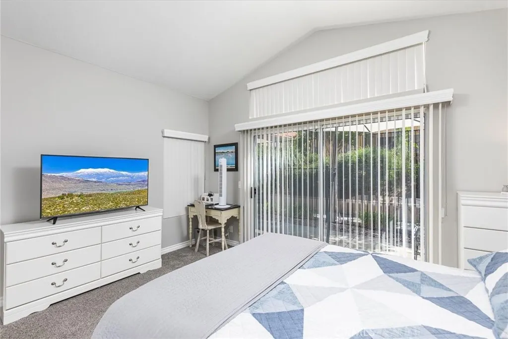 40532 Corte Lucia, Murrieta, California 92562 home-pic-15