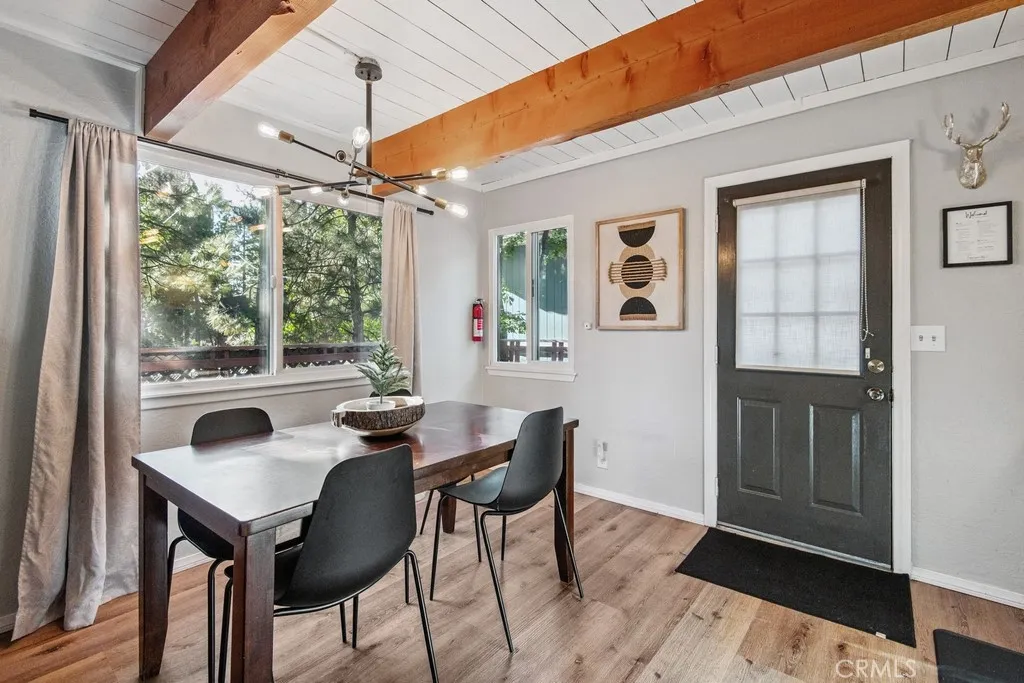 316 Cedar Lane, Sugarloaf, California 92386 home-pic-6