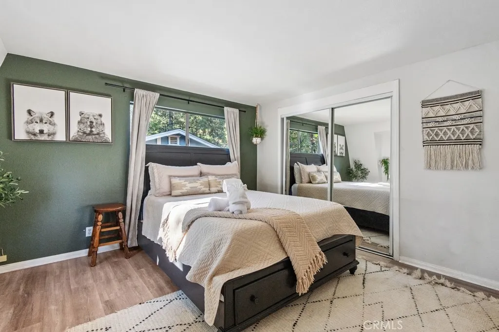 316 Cedar Lane, Sugarloaf, California 92386 home-pic-11