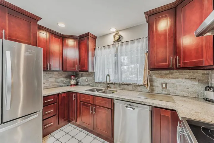 3510 Cabrillo Avenue, Santa Clara, California 95051