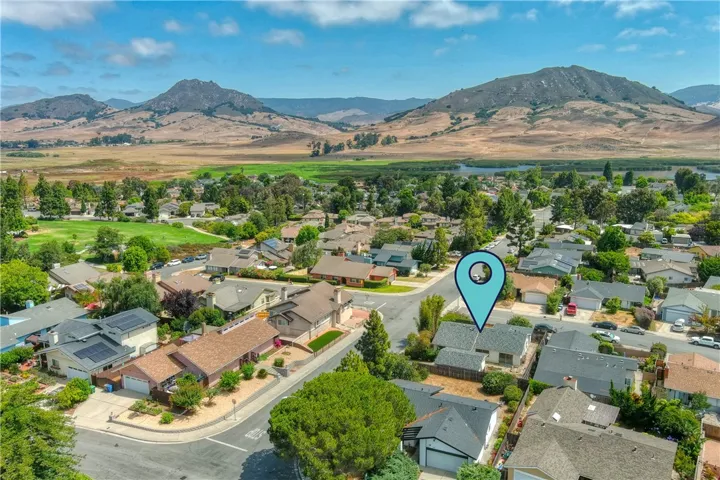 1097 San Adriano, San Luis Obispo, California 93405